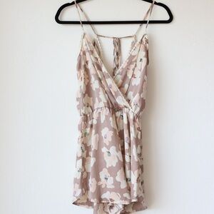 Lowest Price 🌸Peppermint lace silky romper